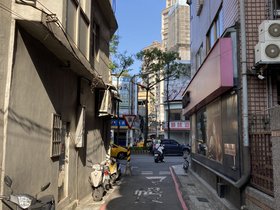 IMG_1827.JPG